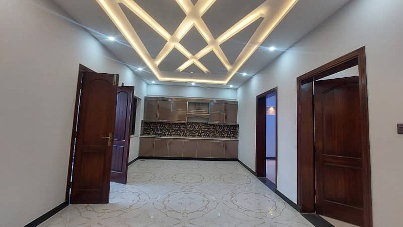 Prime Location 5 Marla House For sale In Warsak Road 13