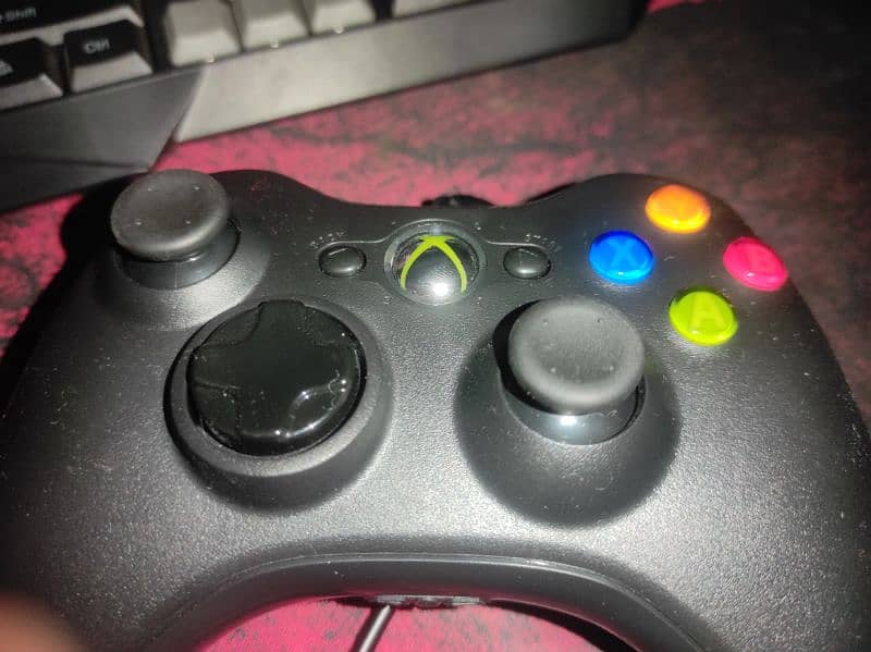 10/10 Xbox 360 controller 2