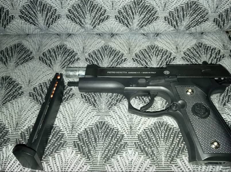 Beretta Metal Toy Gun 5