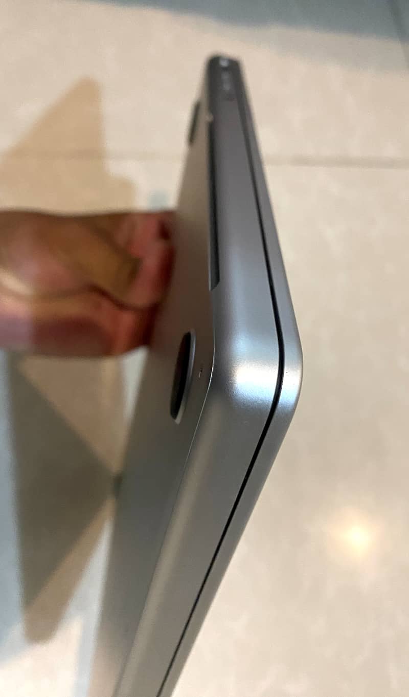 Macbook M1Pro Ram 16GB, SSD 512 4