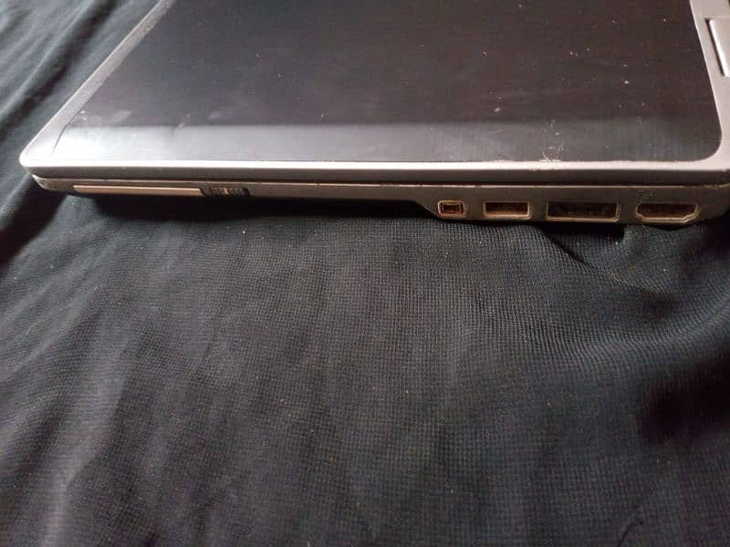 laptop latitude 4GB Ram 512GB rom need money very urgent 7