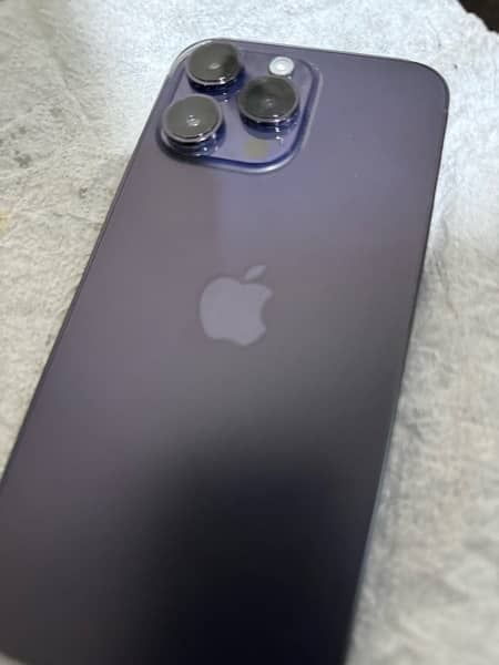 Iphone 14pro max 256gb with box 0