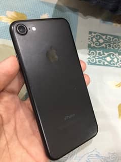 IPhone 7 all okay urgent sale