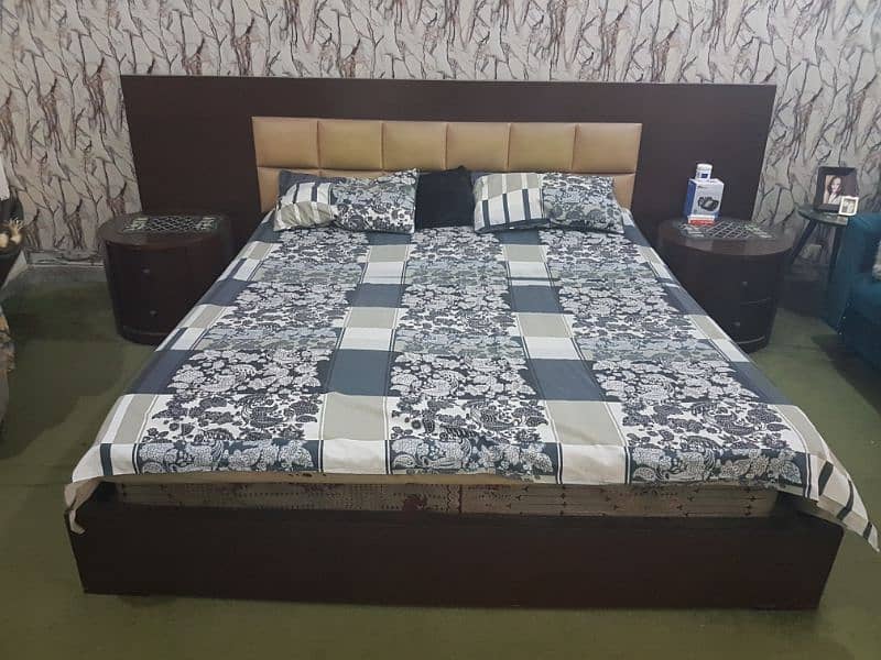 bed set sale urgent 0