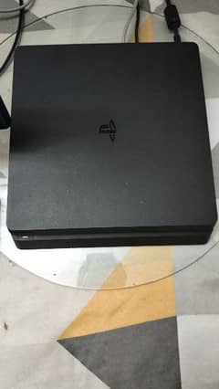 Play Station 4 Slim (PS-4) 1 TB