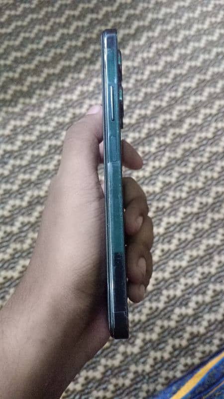 INFINIX NOTE 30 4