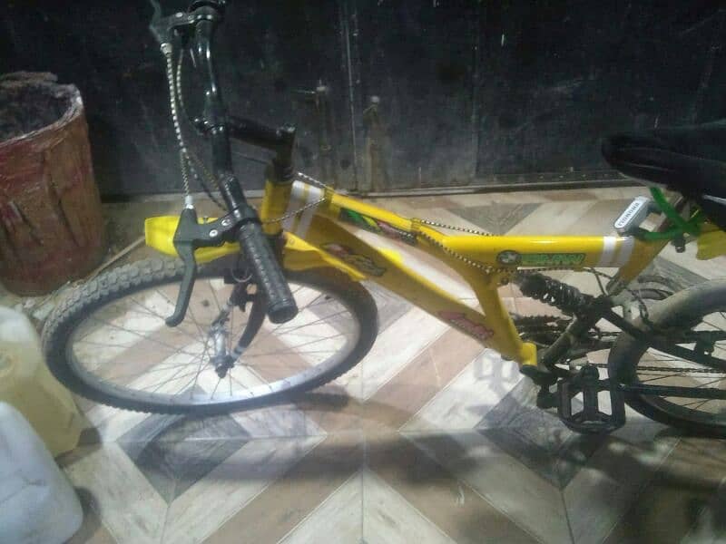 Ghar jamkar cycle my contact number+92 305 3415338 urgent for sale 5