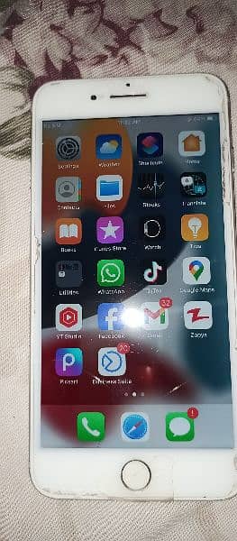 sell Iphone 256 GB 7plus aprprove hy 3