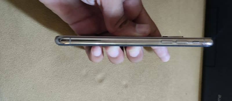 iPhone xs 256gb single sim 2