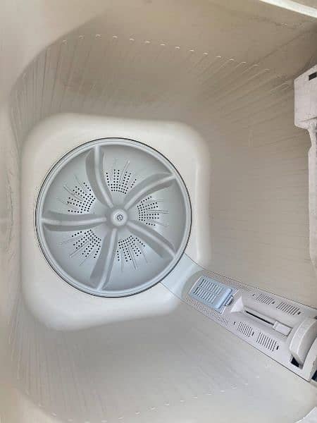 Haier semi automatic washing machine with dryer 1st hand used 6