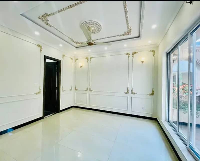 2250 Square Feet House In Paragon City For Rent 10