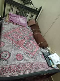 single bed availale