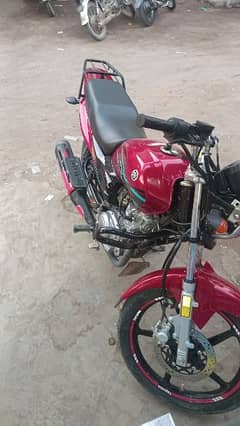 Yamaha red colour condition 10 by 10