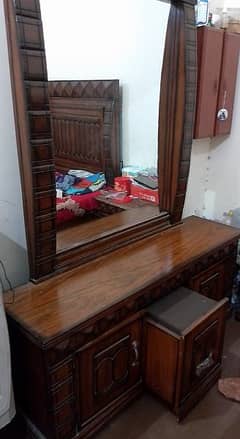 Dressing table for sale