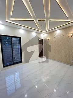 Brand New Upper Portion Near To Park Mosque And Market Only Walking Distance