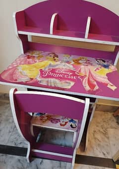 kids study table and chair