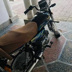 Bike details 
Super star 70cc 
Black colour 
7000 km drive
Model-2023