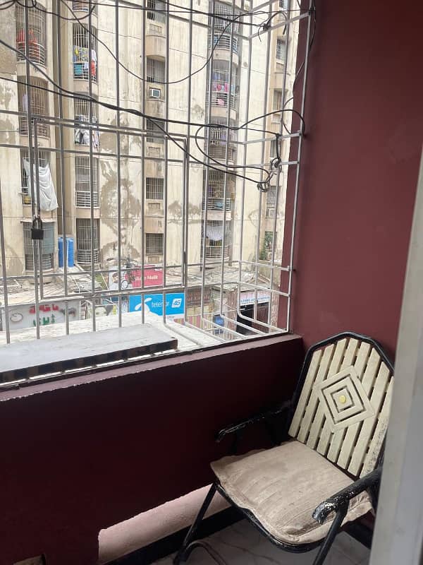 three bed dd leased apartment for sale in johar 2