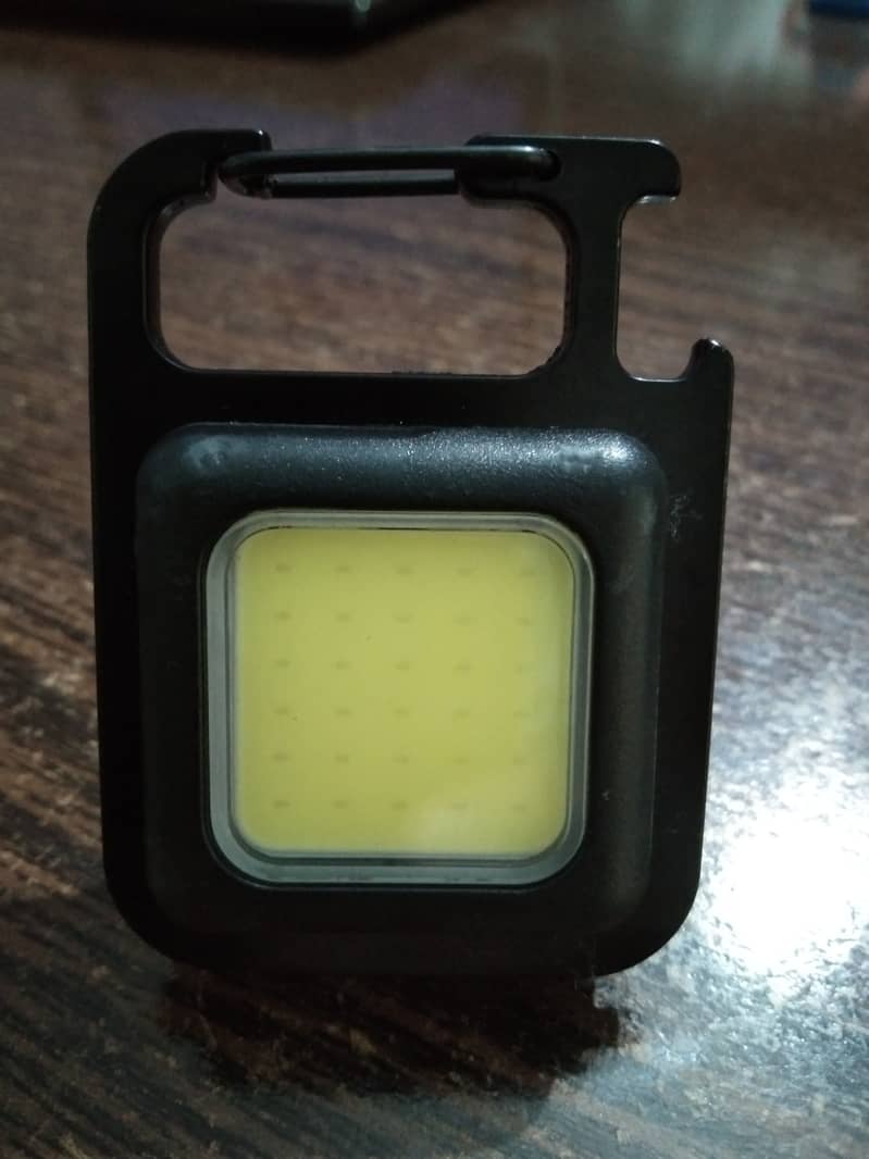 RechargeAble Pocket Flash Light ( Metal + Megnat ) 1