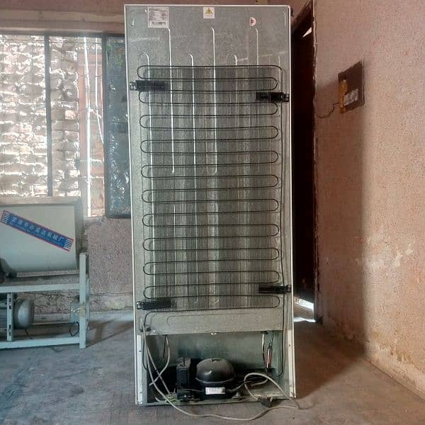 Dawlance vertical freezer 2