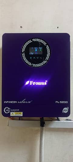 Fronus Solar invertor. PV 5200