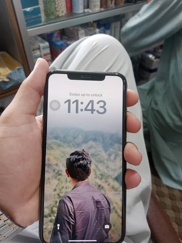 IPhone Xs max pta approved 3