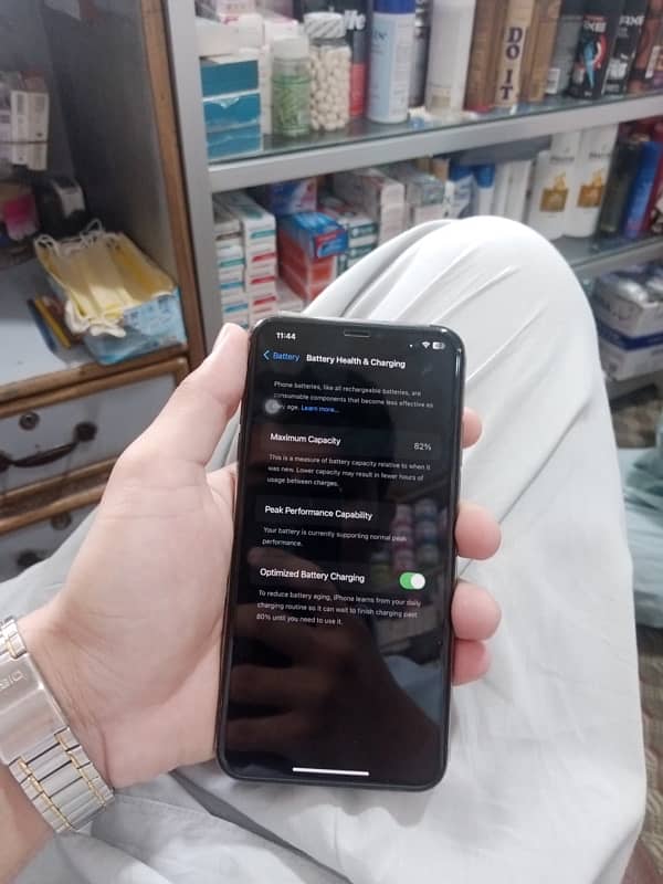 IPhone Xs max pta approved 5