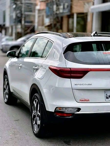 KIA Sportage 2021 4