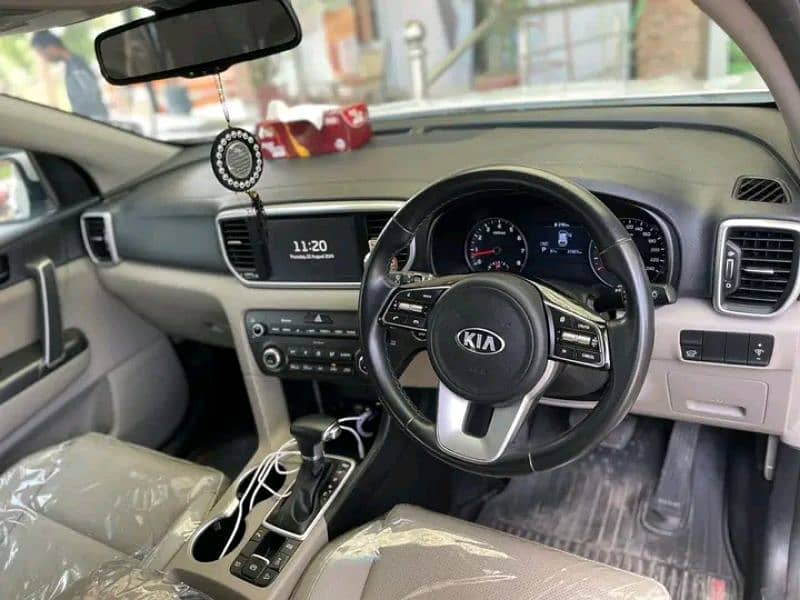 KIA Sportage 2021 13