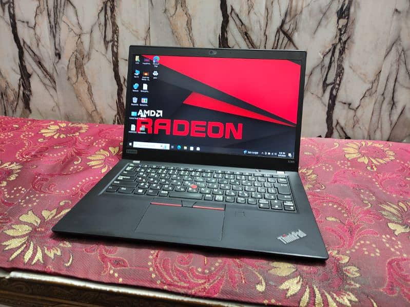 Lenovo Thinkpad X395 (Ryzen 5 Pro 3500u) sleek handy amd lightweight 2