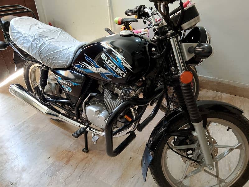 Suzuki 150gs se 1