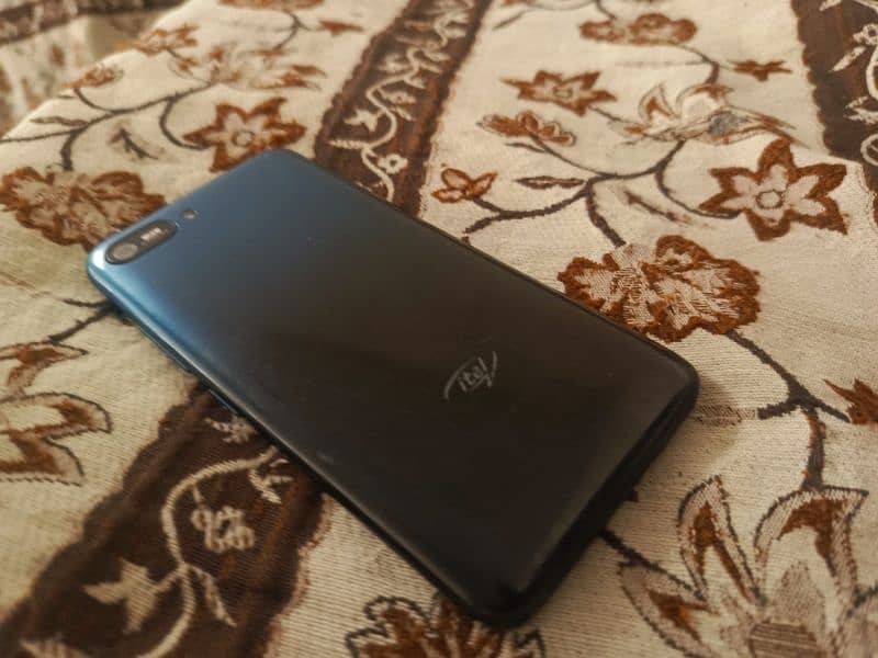 Itel A 25 4