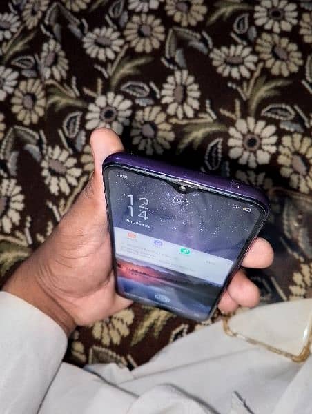 oppo Reno z 8/128 2