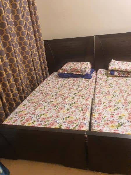 2 Single Bed Set slightly used for sale 1