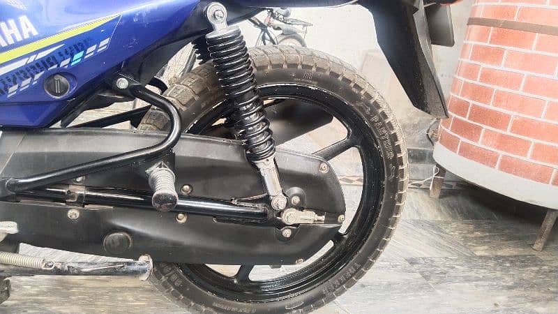 Yamaha YBR125G urgent sale 3