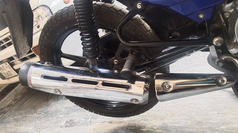 Yamaha YBR125G urgent sale 4