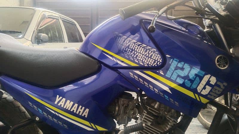 Yamaha YBR125G urgent sale 7