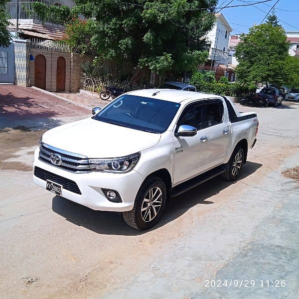 Toyota Hilux 2019 1