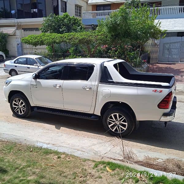 Toyota Hilux 2019 4