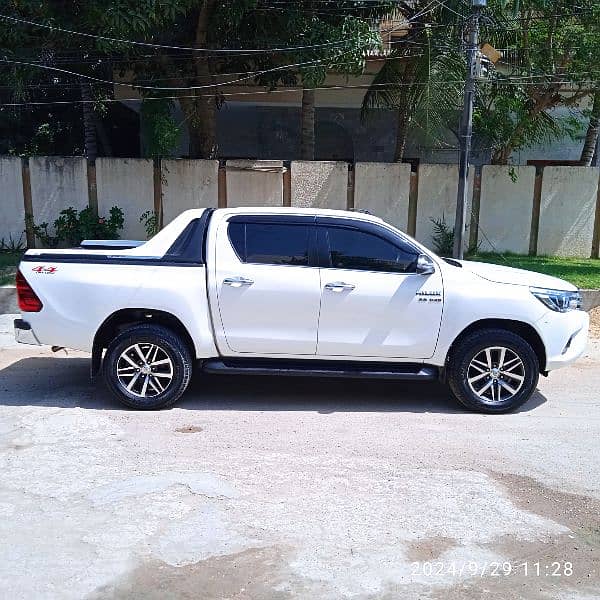 Toyota Hilux 2019 5