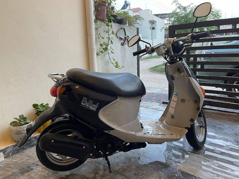 scooty  Suzuki lets 4 model uz50fl2 7