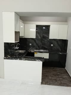 2 Bedroom Attached Bathroom With Drawing Lounge Fully Renovated 1st Floor