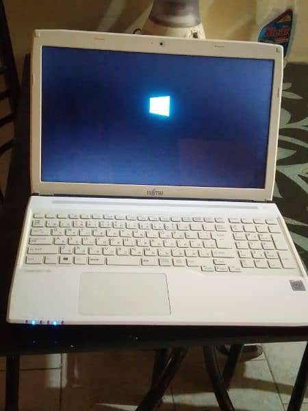 Fujitu Laptop in Excellent condition 2