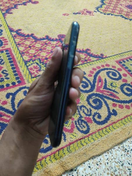 iPhone 11 pro 03138823812 WhatsApp 7