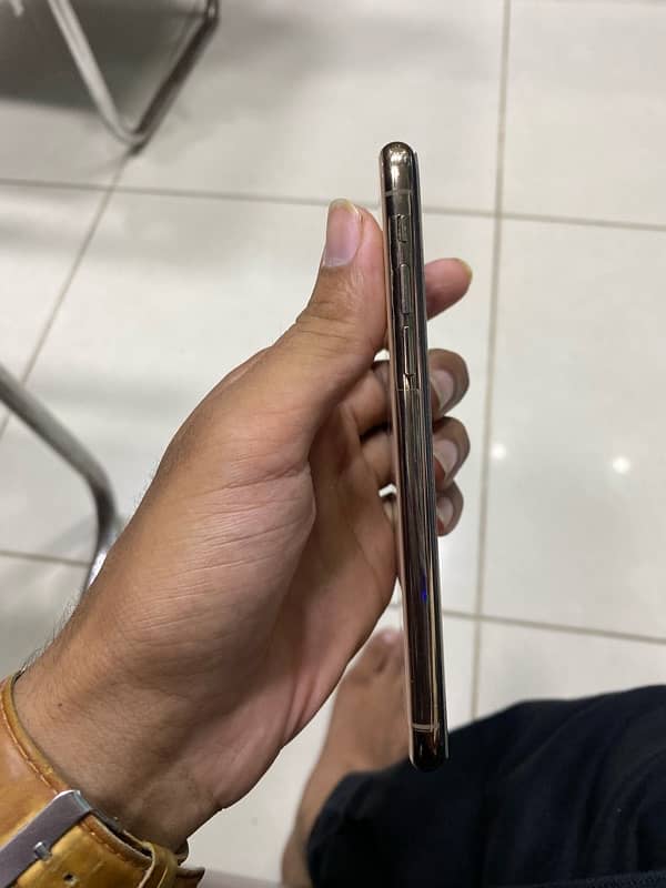 iPhone XS 512 GB with box 6