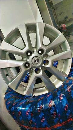 made by Toyota original rims 20 siz