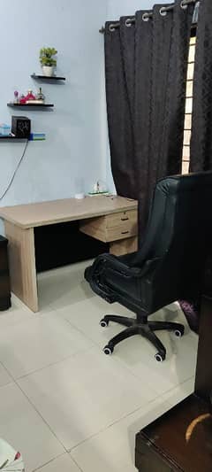 Office Chair and Table Set for Sale