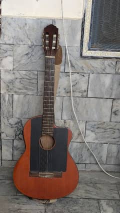 Classical nylon string Guitar with free extra strings and capo 0