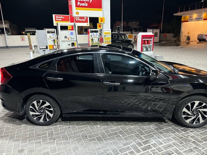 Honda Civic Oriel 2018 15