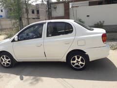 Toyota Platz 2005